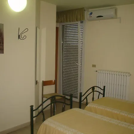 Esperia Hotel Sammichele Di Bari