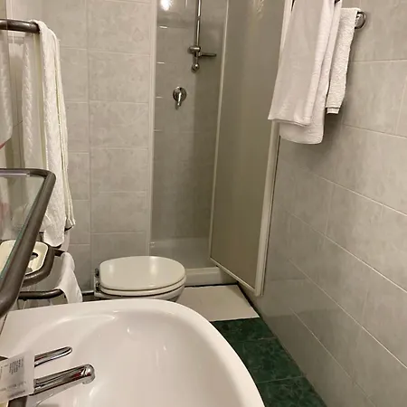 Esperia Hotel