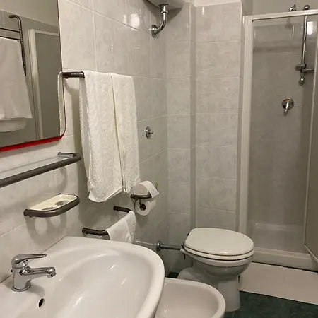 Szálloda Esperia 2*