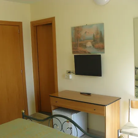 Szálloda Esperia 2*